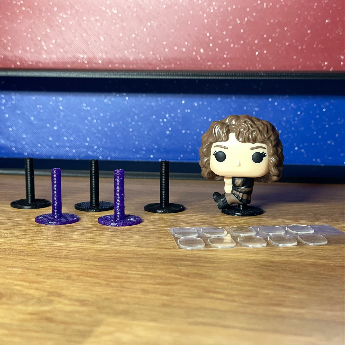 Espositore Stranger Things Kinder Joy Funko Pop