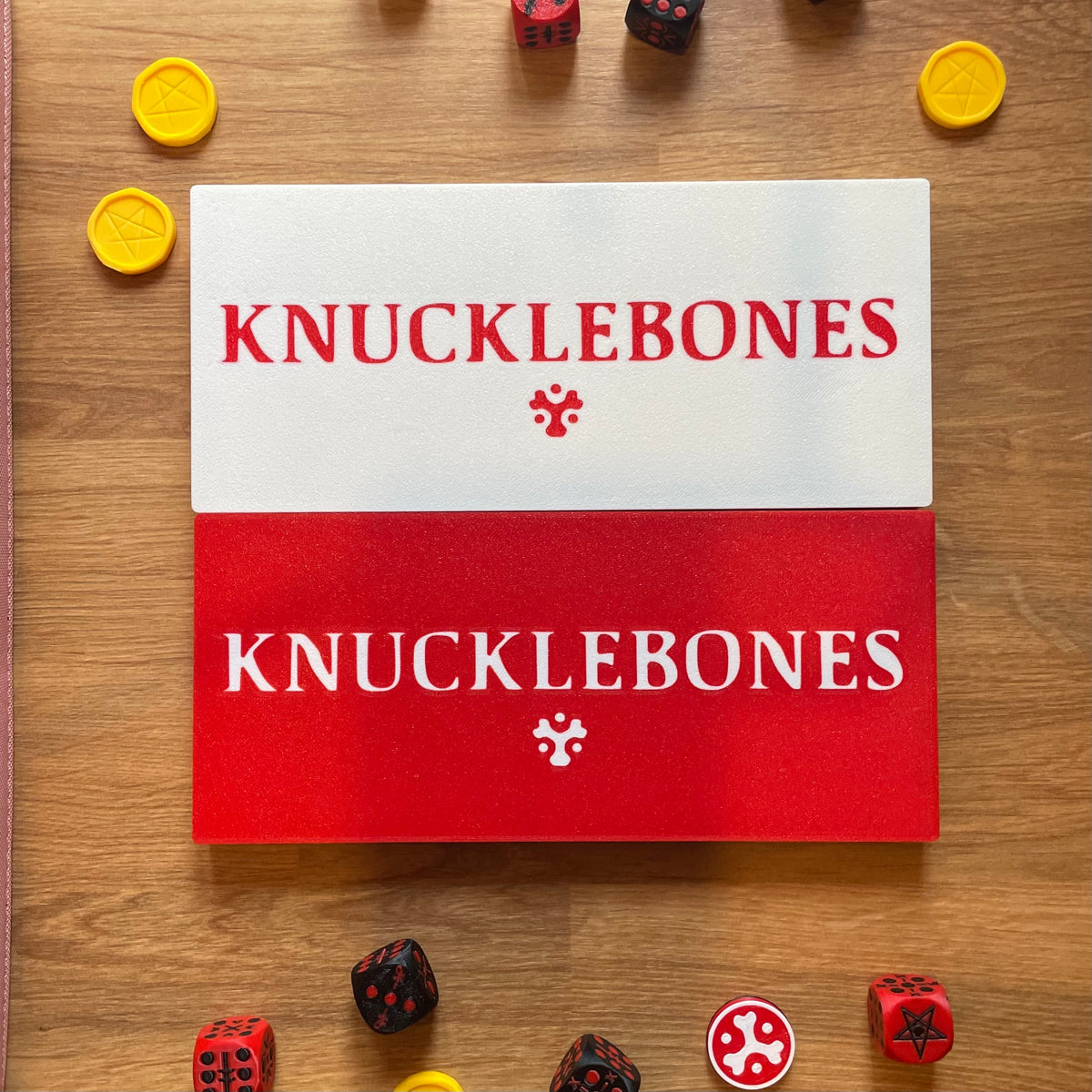 Set Gioco da Tavolo Knucklebones Cult of The Lamb